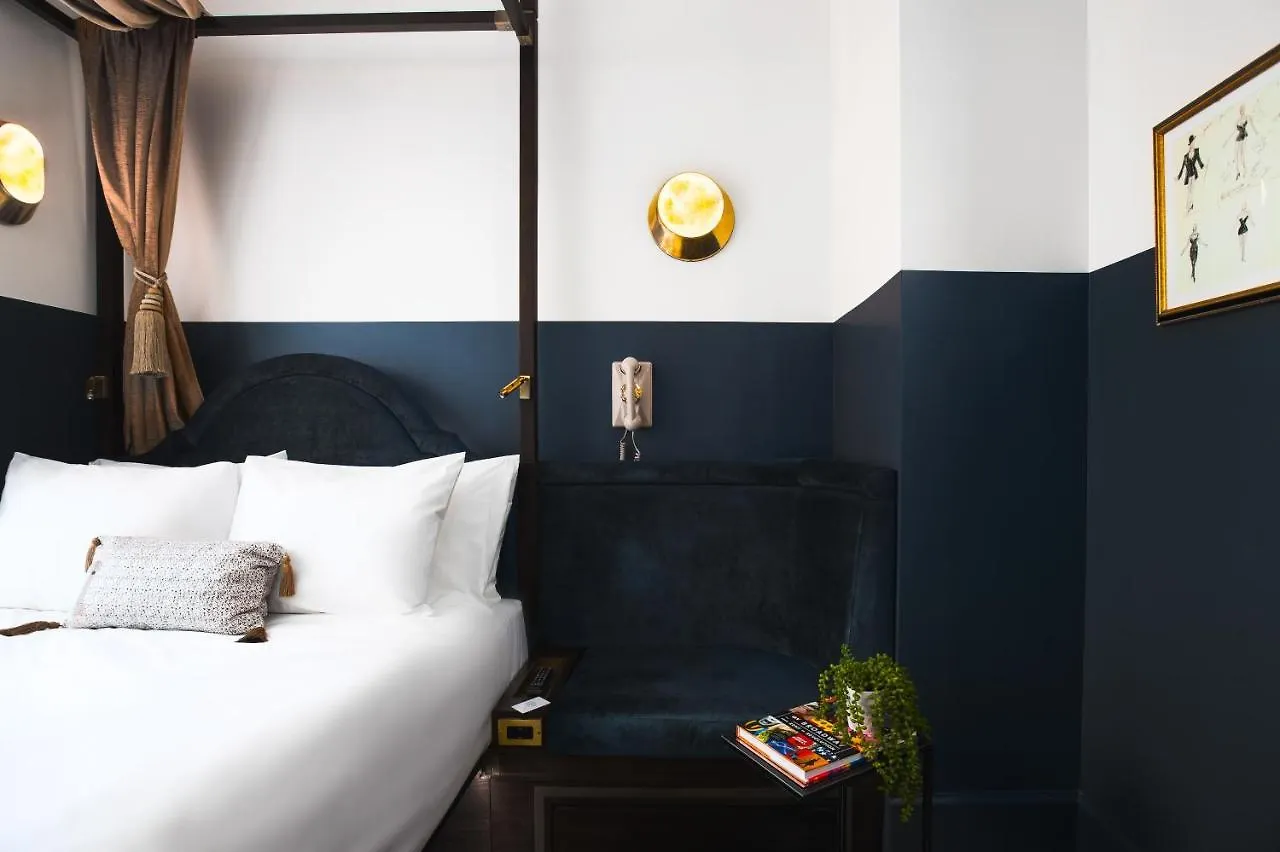 Civilian Hotel New York 4*,